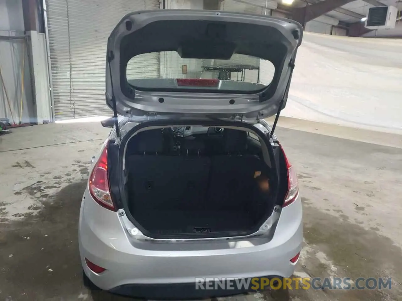 6 Photograph of a damaged car 3FADP4EJ4KM102297 FORD FIESTA 2019