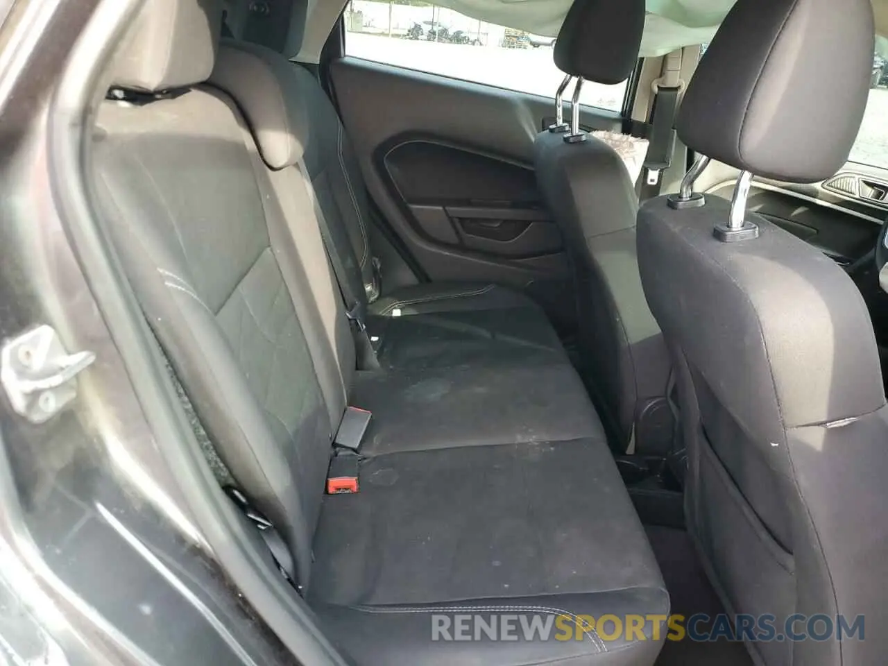 10 Photograph of a damaged car 3FADP4EJ4KM115566 FORD FIESTA 2019