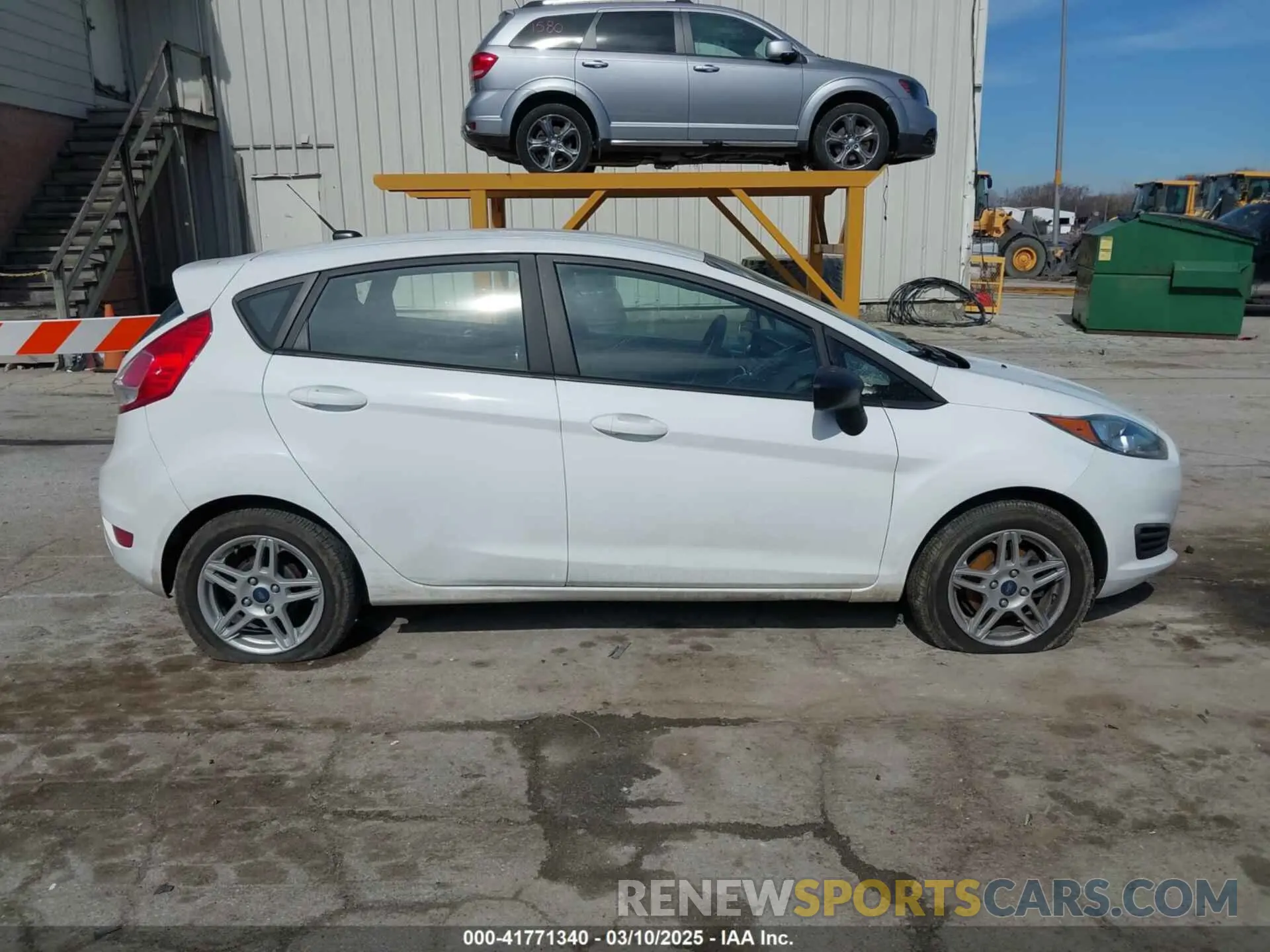 14 Photograph of a damaged car 3FADP4EJ5KM112756 FORD FIESTA 2019