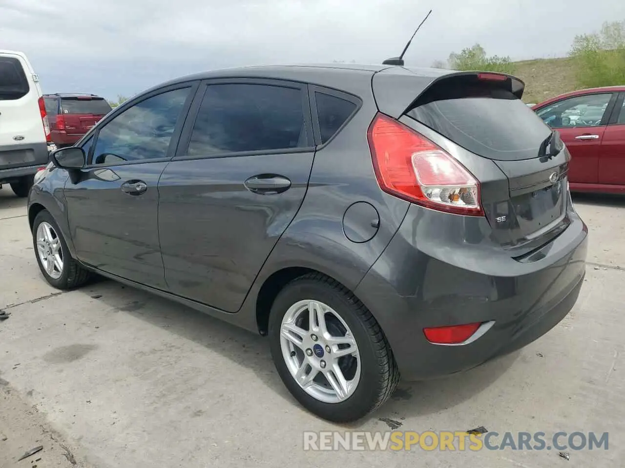 2 Photograph of a damaged car 3FADP4EJ5KM118332 FORD FIESTA 2019