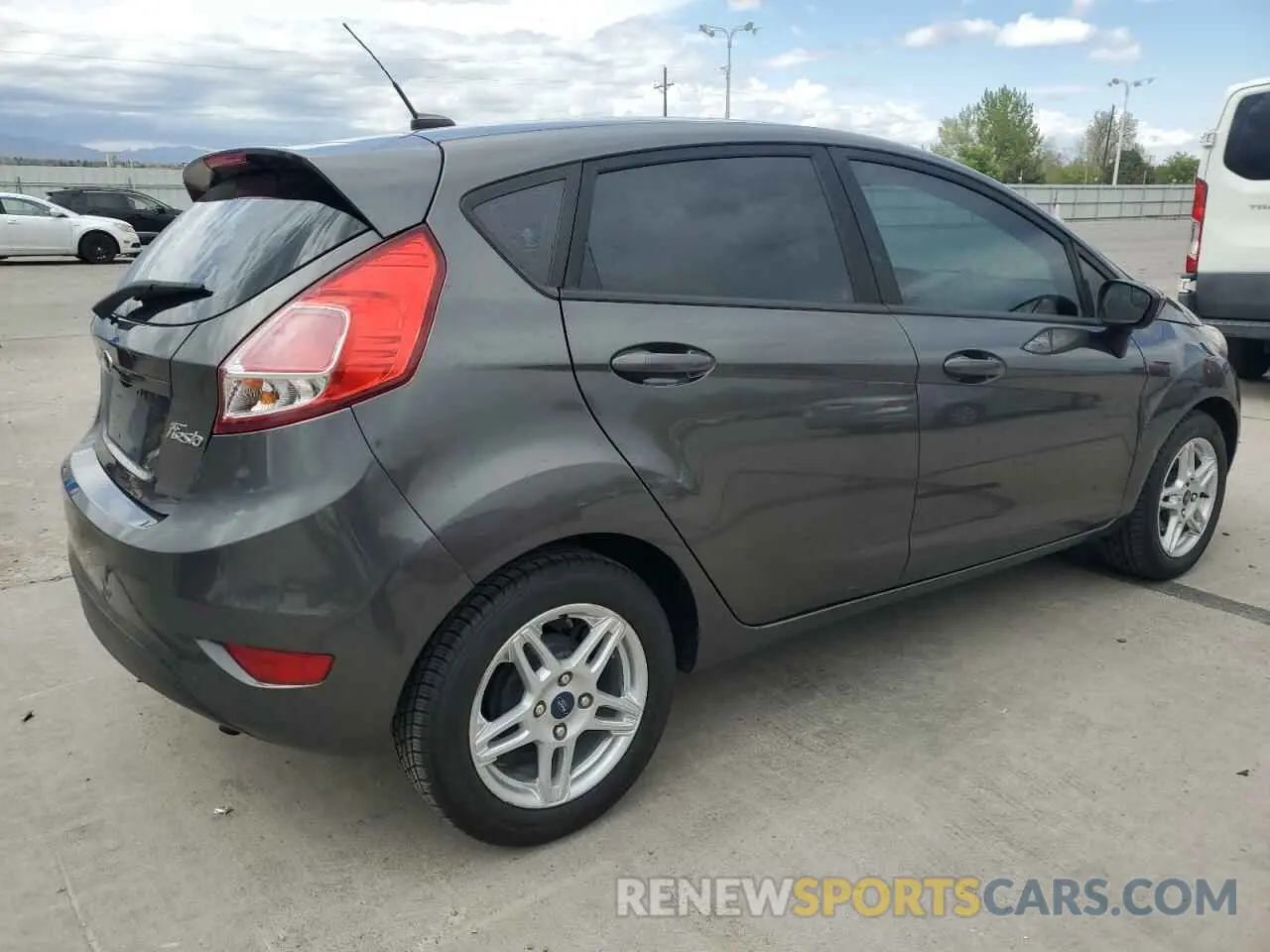 3 Photograph of a damaged car 3FADP4EJ5KM118332 FORD FIESTA 2019