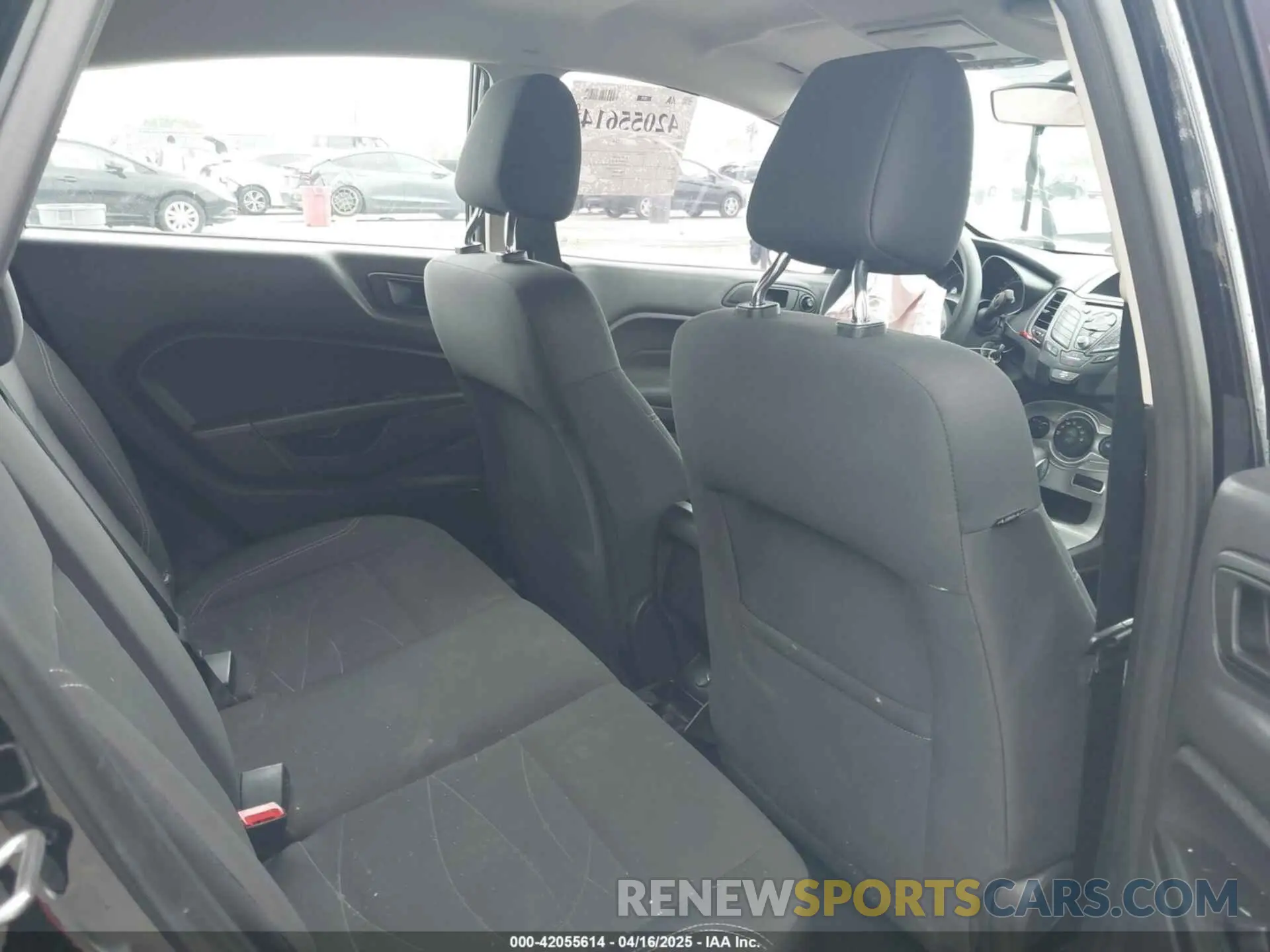 8 Photograph of a damaged car 3FADP4EJ8KM118471 FORD FIESTA 2019