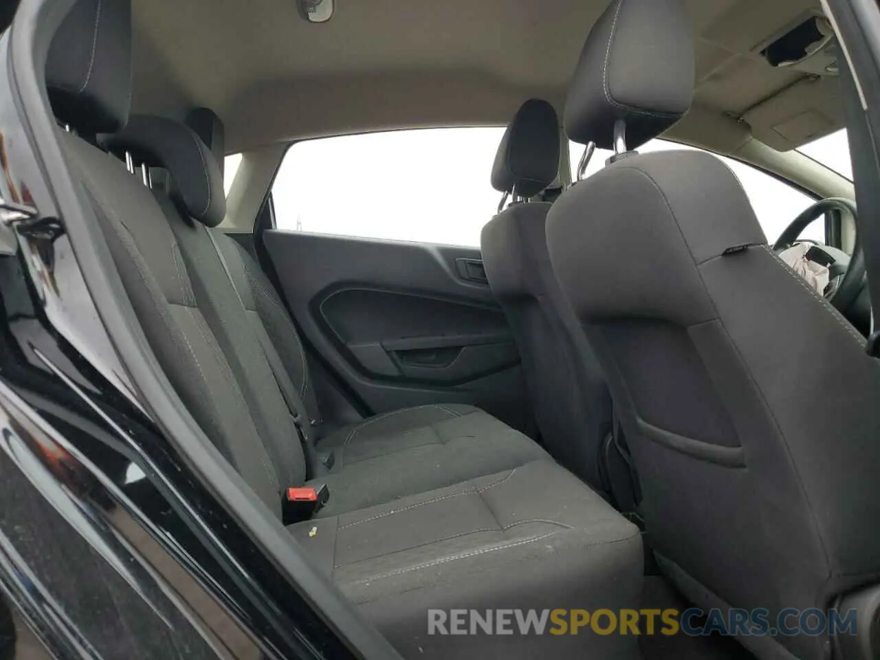 10 Photograph of a damaged car 3FADP4EJ8KM124903 FORD FIESTA 2019