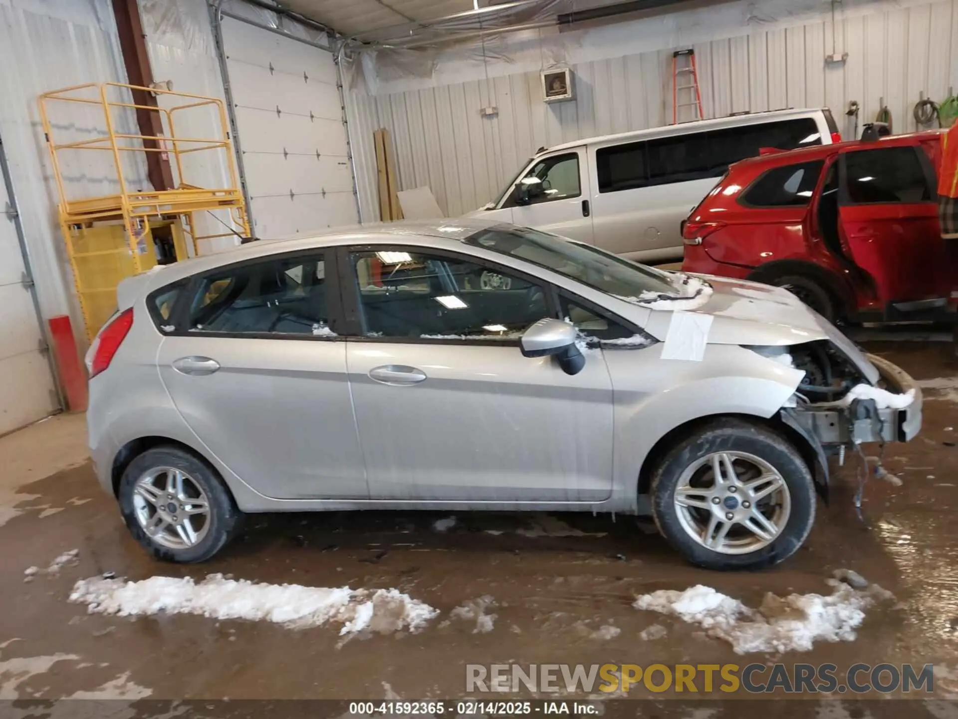 13 Photograph of a damaged car 3FADP4EJ8KM142043 FORD FIESTA 2019