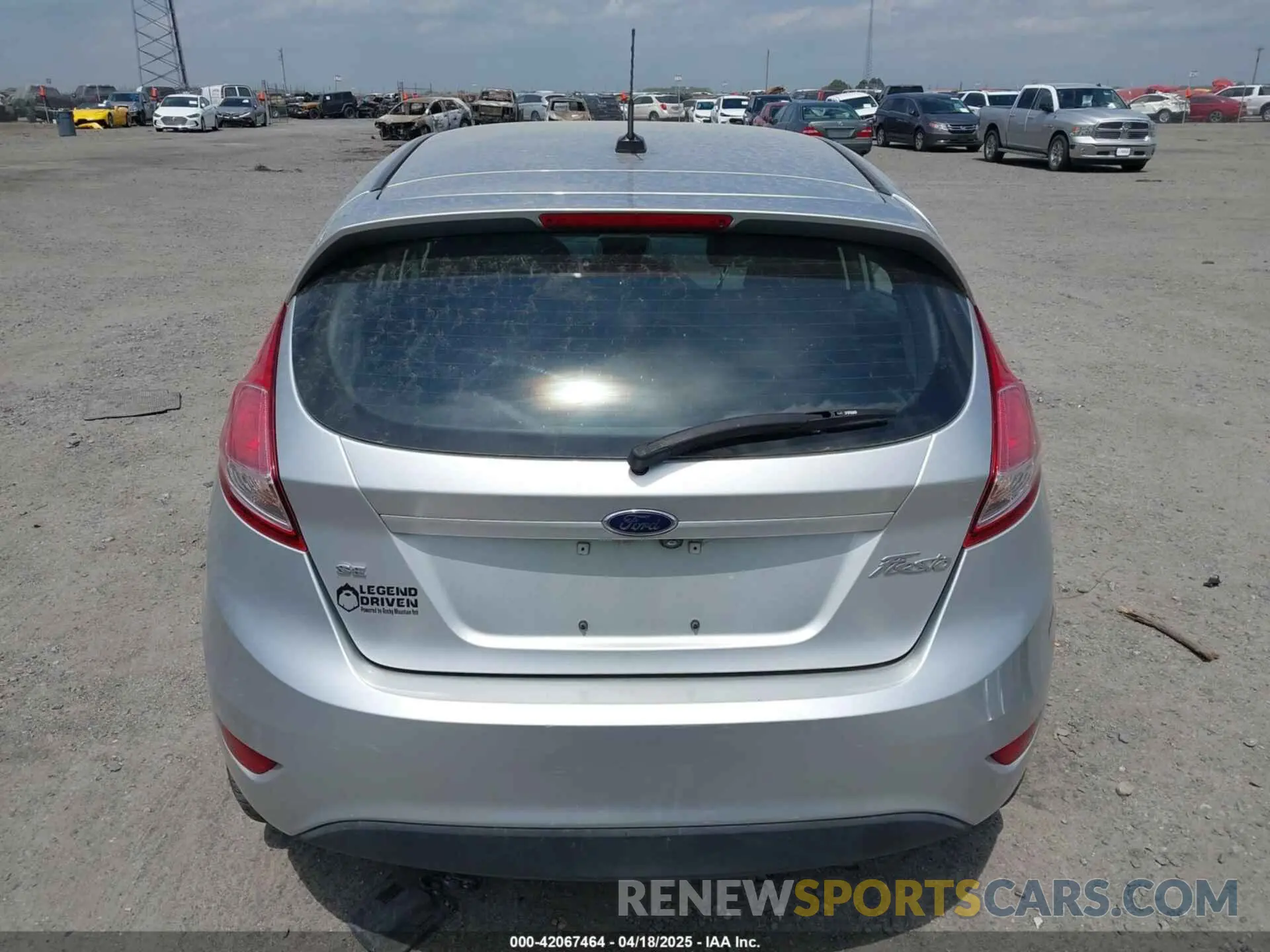 17 Photograph of a damaged car 3FADP4EJ9KM107124 FORD FIESTA 2019