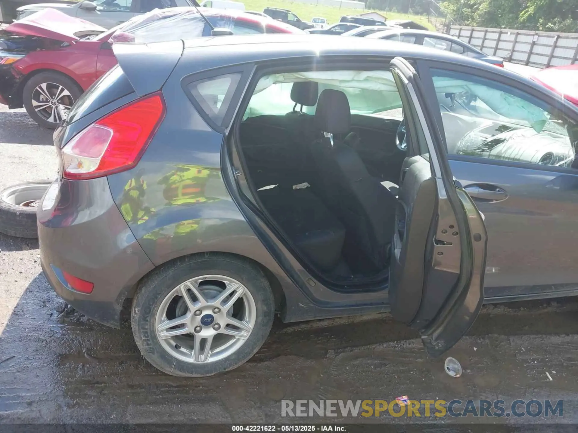 8 Photograph of a damaged car 3FADP4EJ9KM125252 FORD FIESTA 2019
