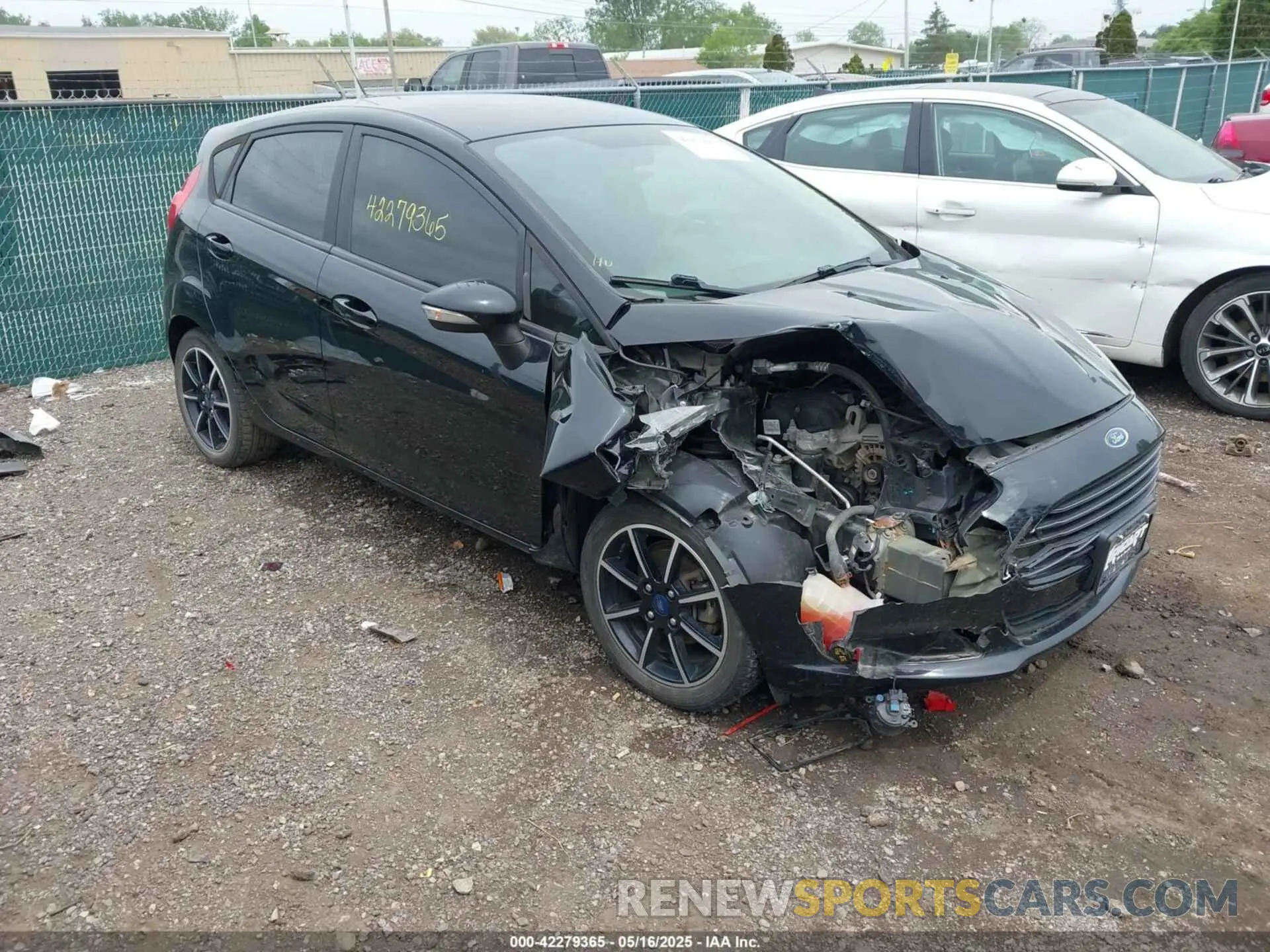 1 Photograph of a damaged car 3FADP4EJ9KM135957 FORD FIESTA 2019