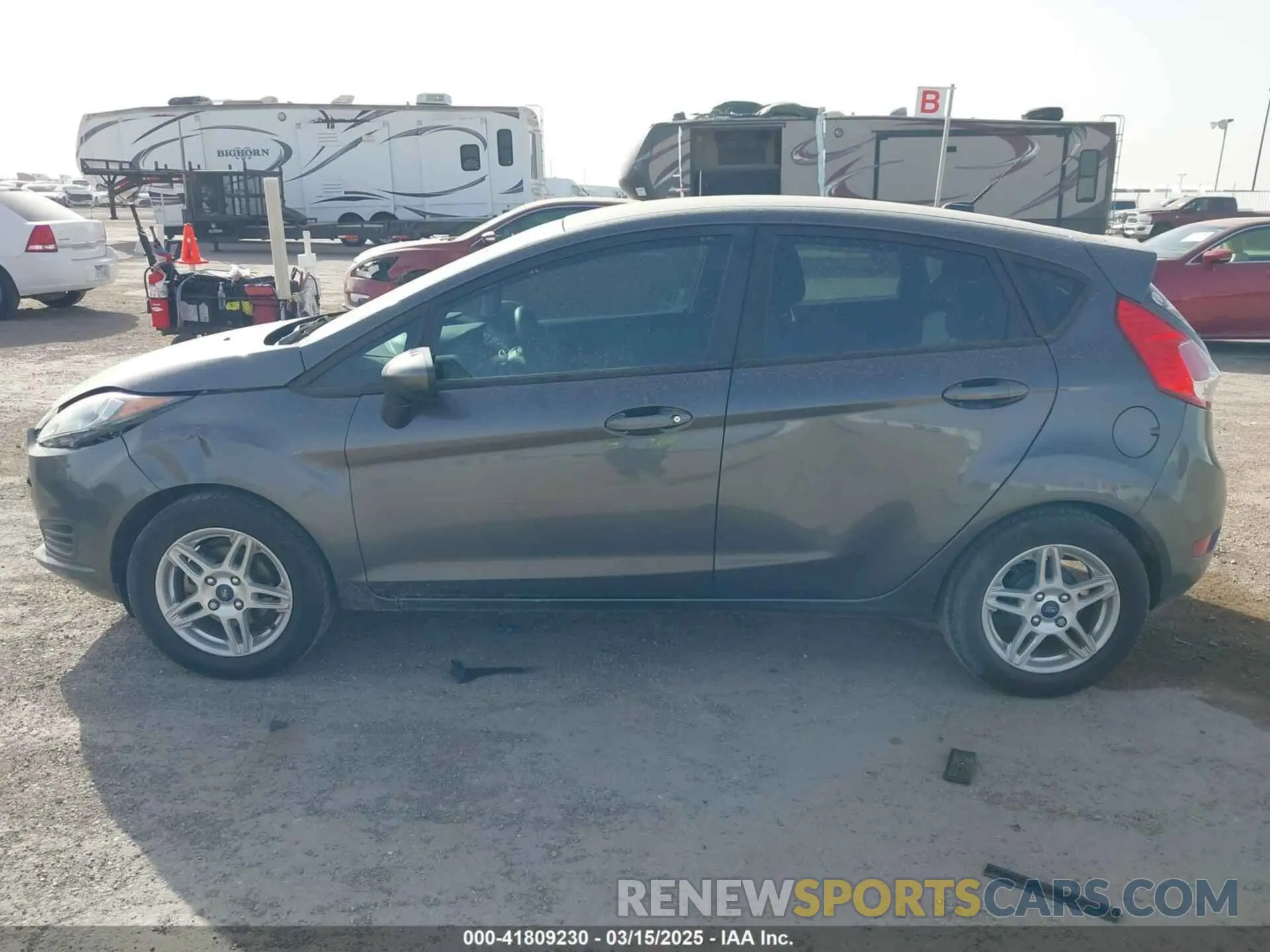 14 Photograph of a damaged car 3FADP4EJ9KM139698 FORD FIESTA 2019