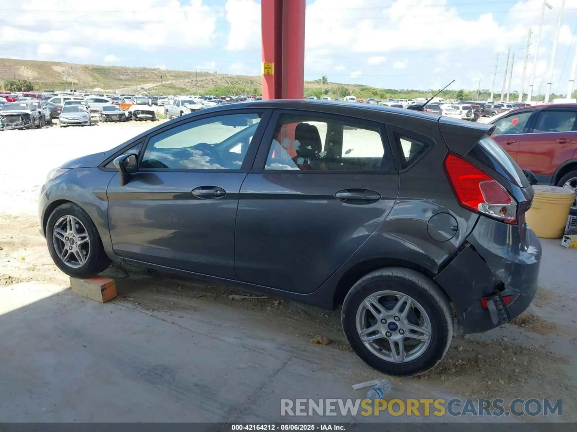 14 Photograph of a damaged car 3FADP4EJ9KM156565 FORD FIESTA 2019