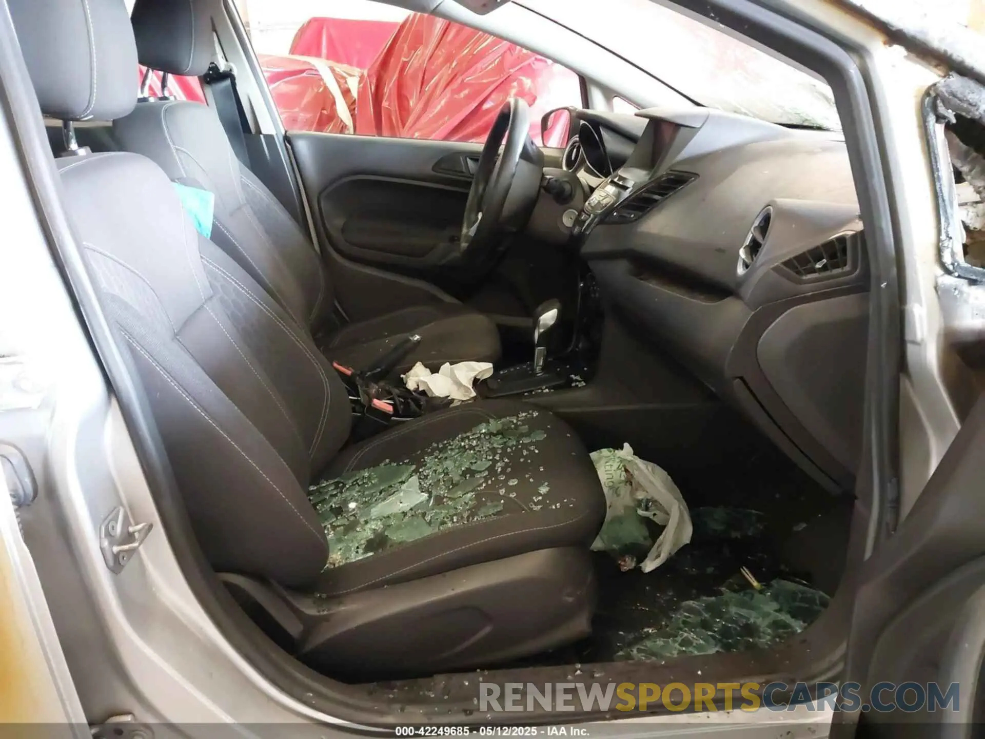 5 Photograph of a damaged car 3FADP4EJXKM130668 FORD FIESTA 2019