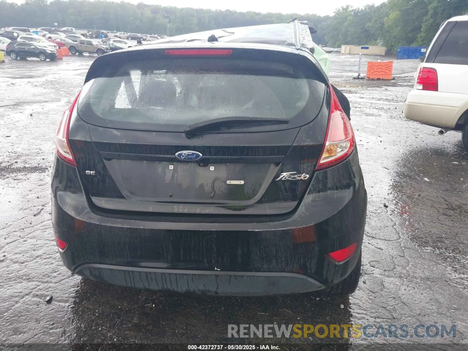 15 Photograph of a damaged car 3FADP4EJXKM152878 FORD FIESTA 2019