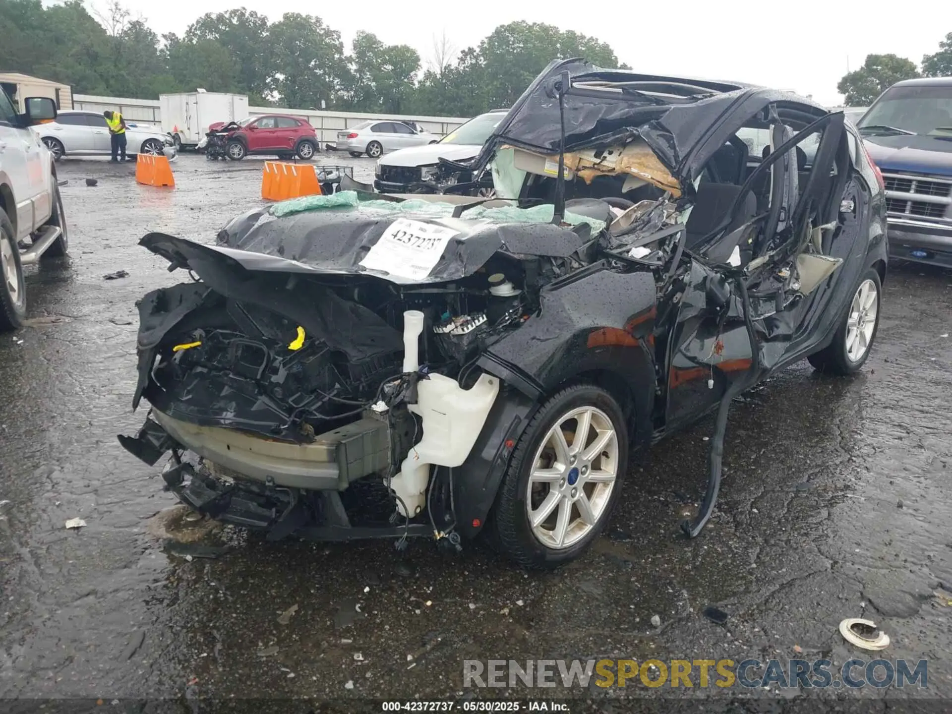 2 Photograph of a damaged car 3FADP4EJXKM152878 FORD FIESTA 2019