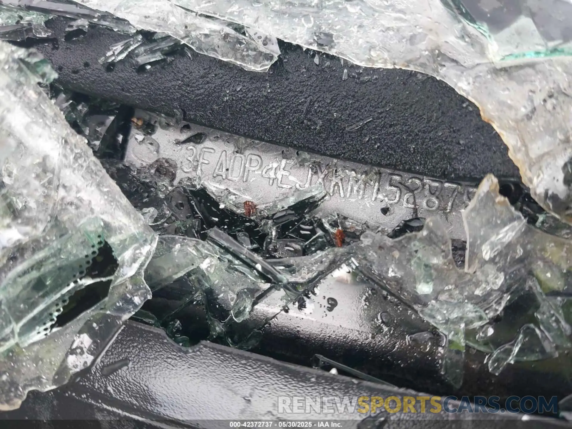 9 Photograph of a damaged car 3FADP4EJXKM152878 FORD FIESTA 2019