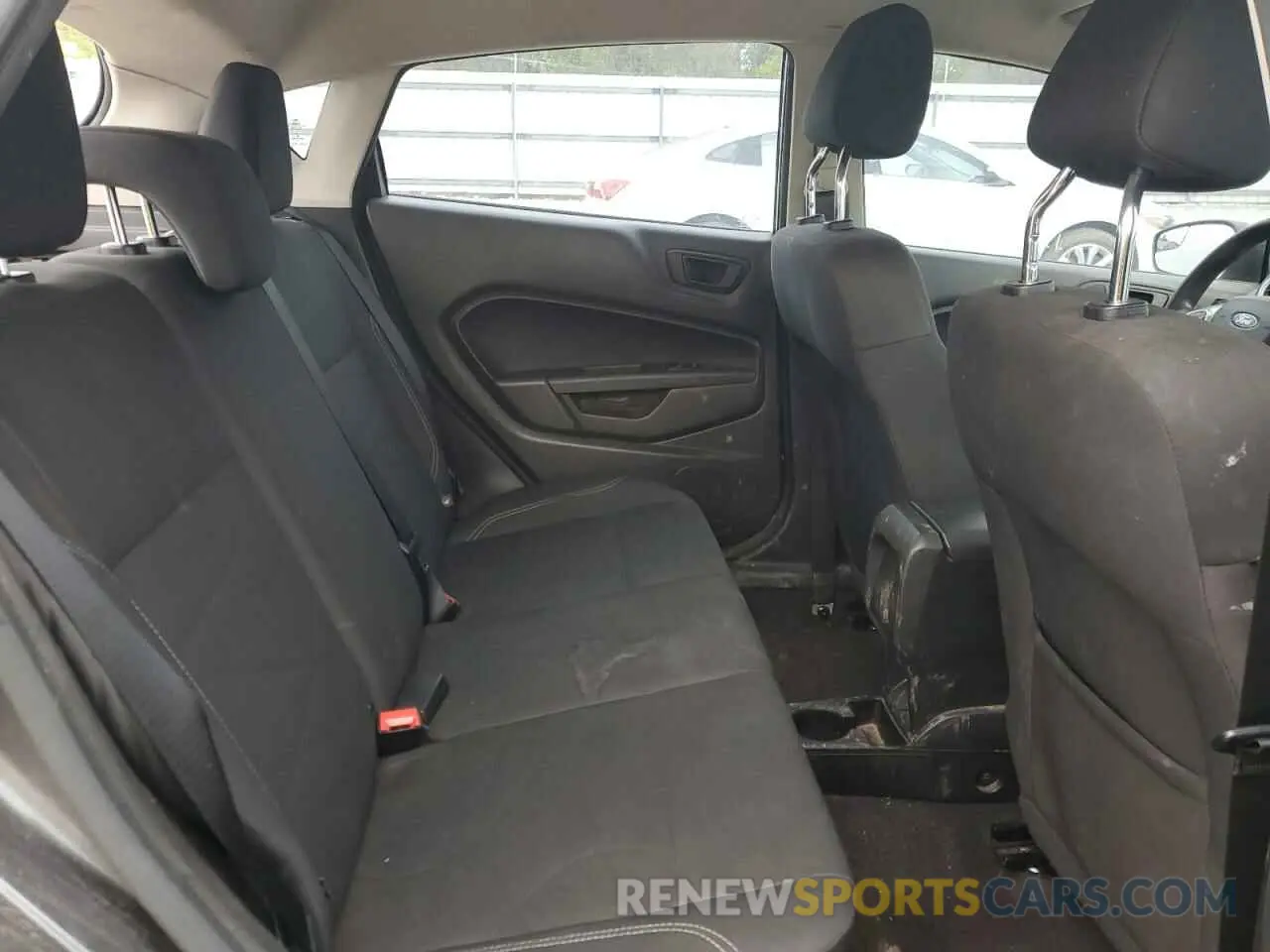 10 Photograph of a damaged car 3FADP4EJXKM159703 FORD FIESTA 2019