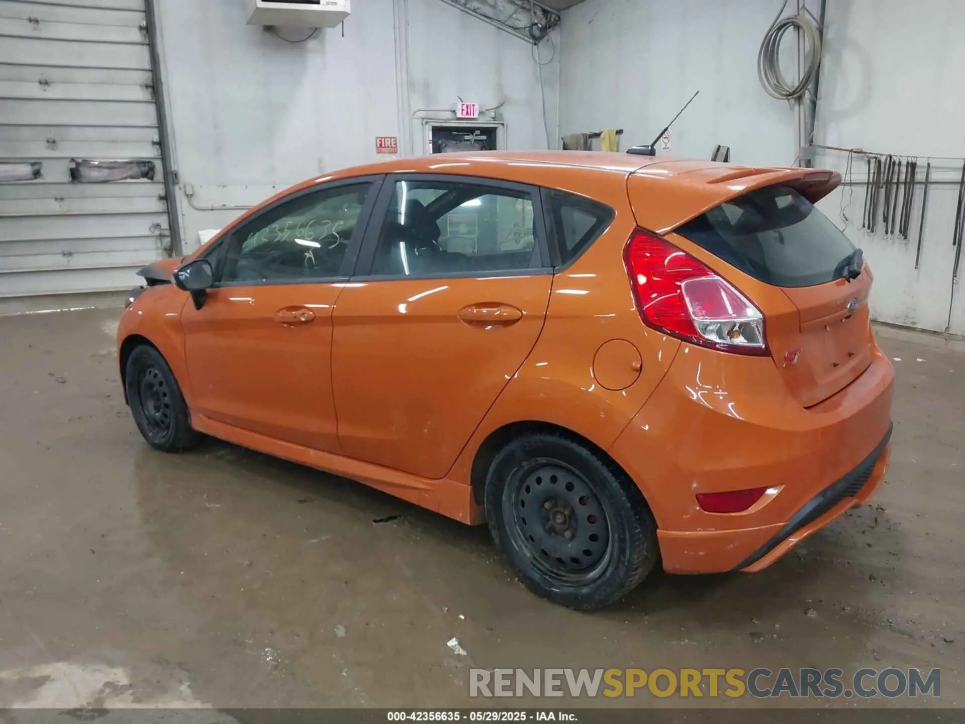 3 Photograph of a damaged car 3FADP4GX1KM151992 FORD FIESTA 2019