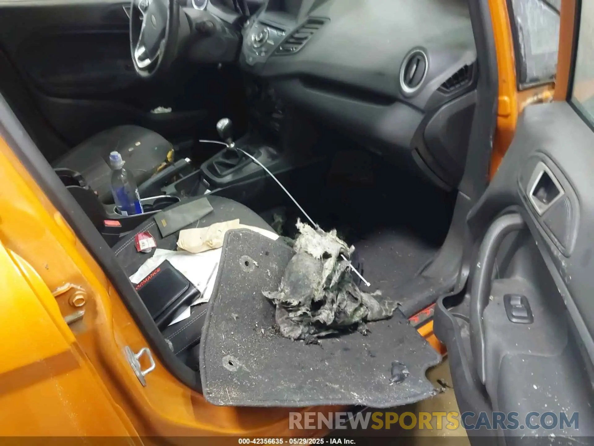 5 Photograph of a damaged car 3FADP4GX1KM151992 FORD FIESTA 2019