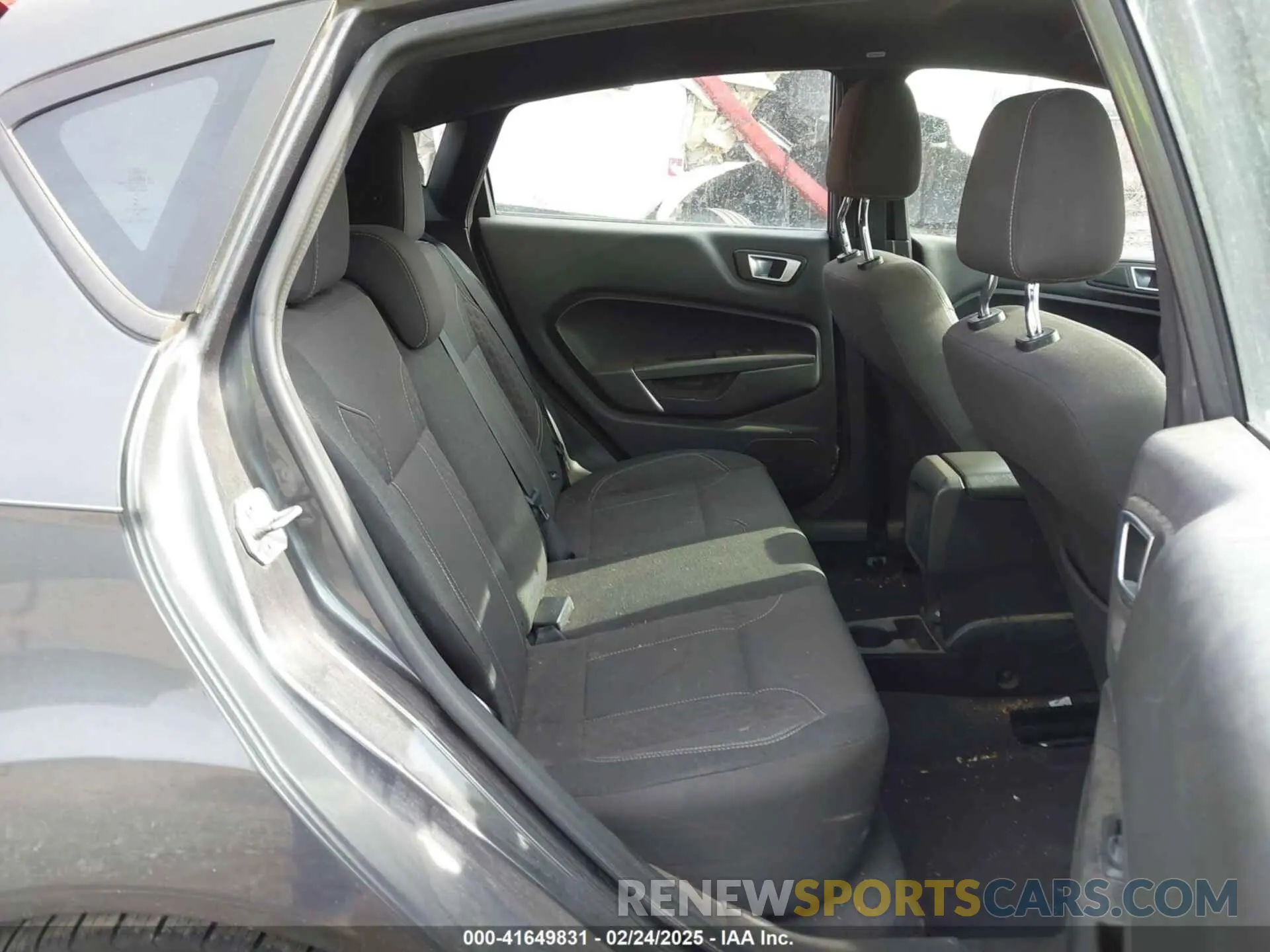 8 Photograph of a damaged car 3FADP4GX2KM139687 FORD FIESTA 2019