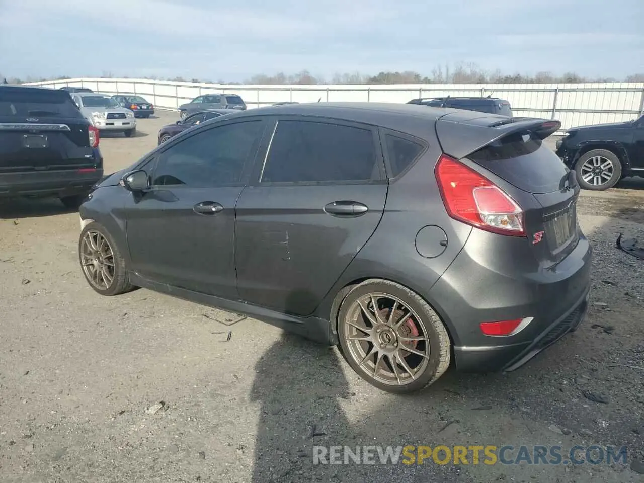 2 Photograph of a damaged car 3FADP4GX2KM153279 FORD FIESTA 2019