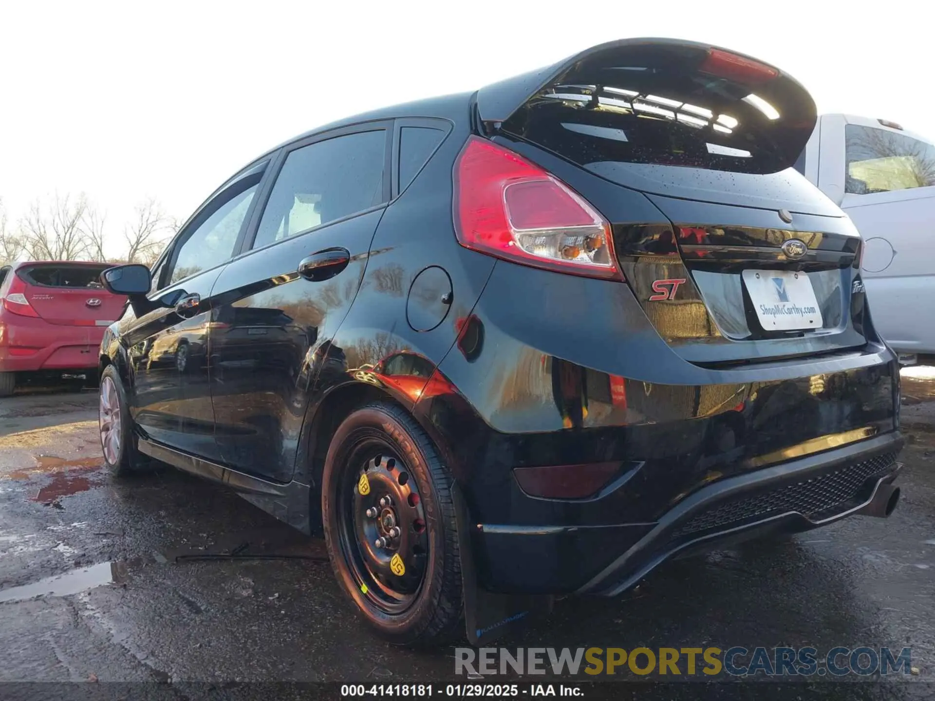 3 Photograph of a damaged car 3FADP4GX8KM164111 FORD FIESTA 2019