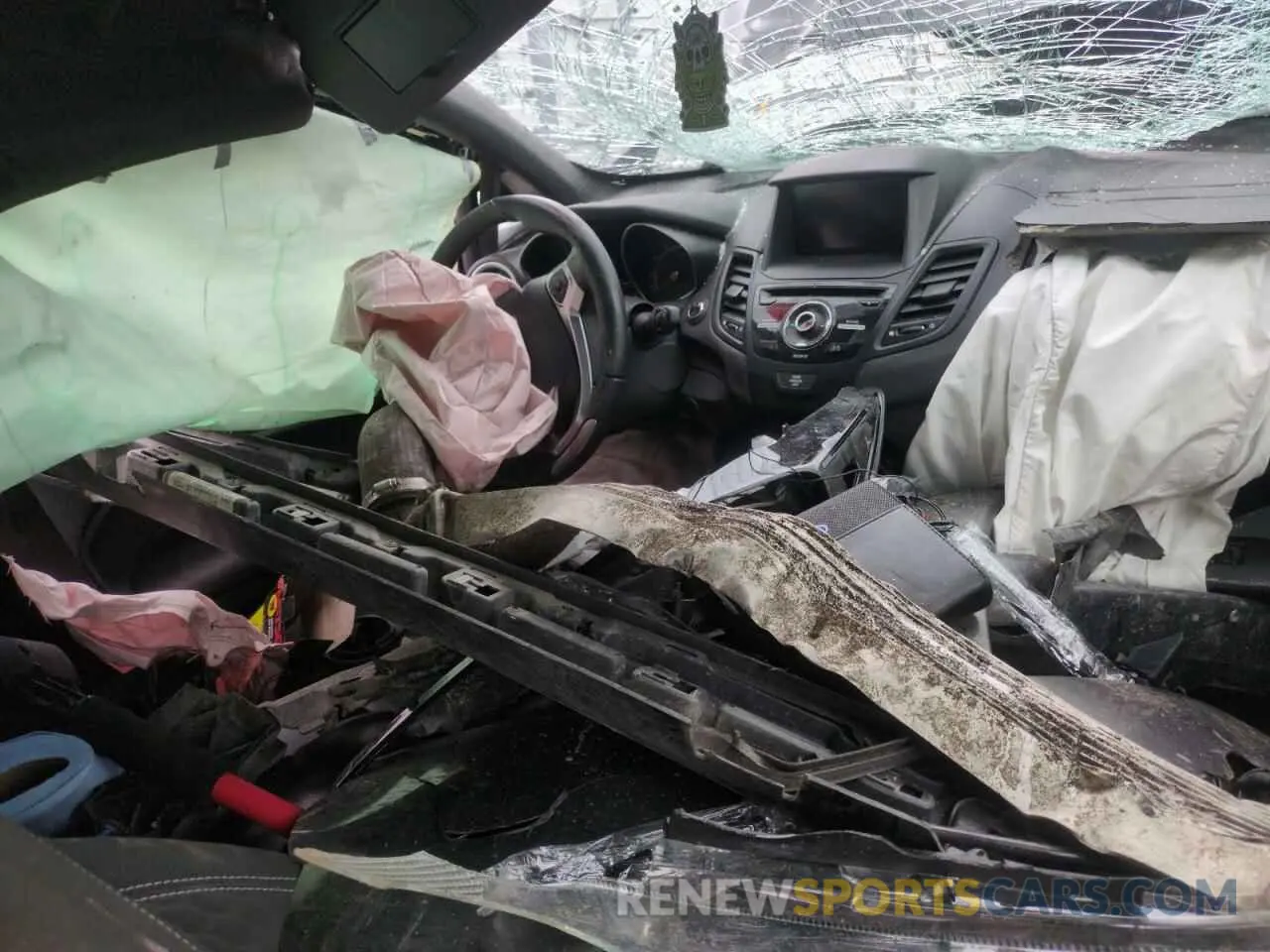 8 Photograph of a damaged car 3FADP4GX9KM130193 FORD FIESTA 2019