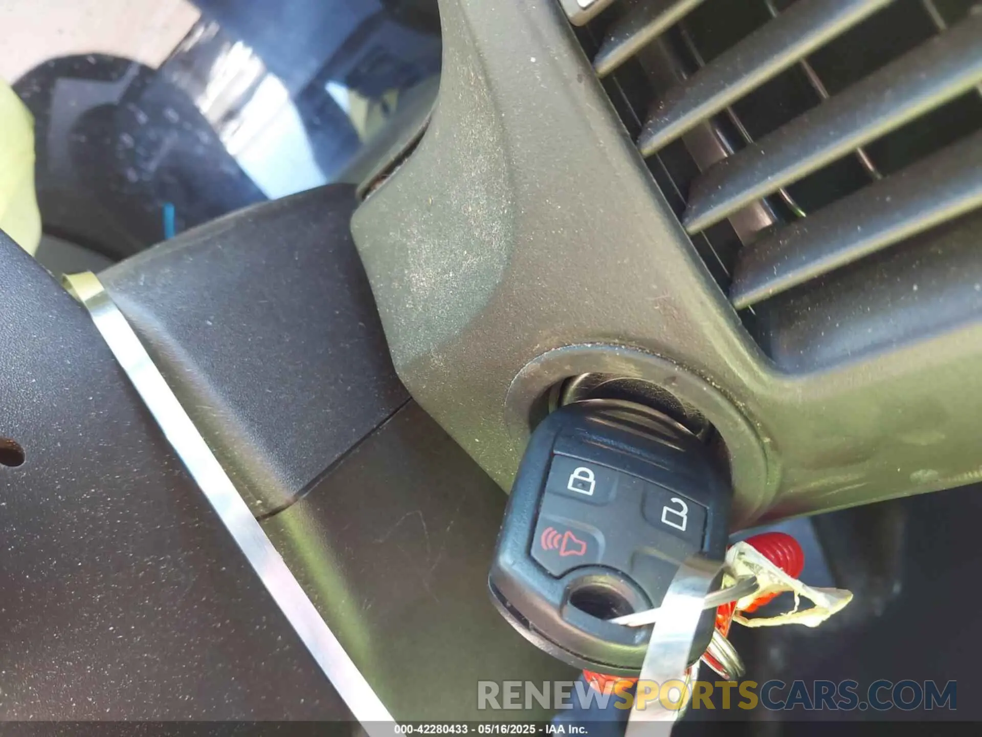11 Photograph of a damaged car 2FMGK5B81KBA27147 FORD FLEX 2019