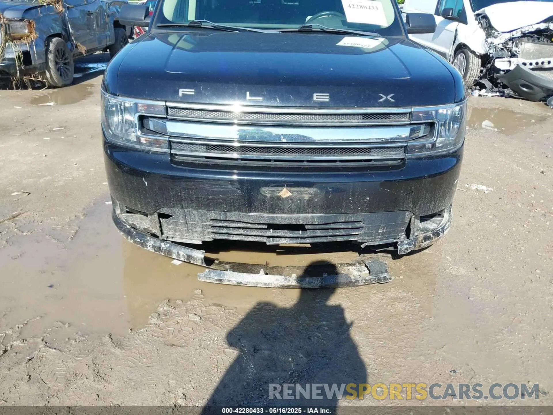 6 Photograph of a damaged car 2FMGK5B81KBA27147 FORD FLEX 2019