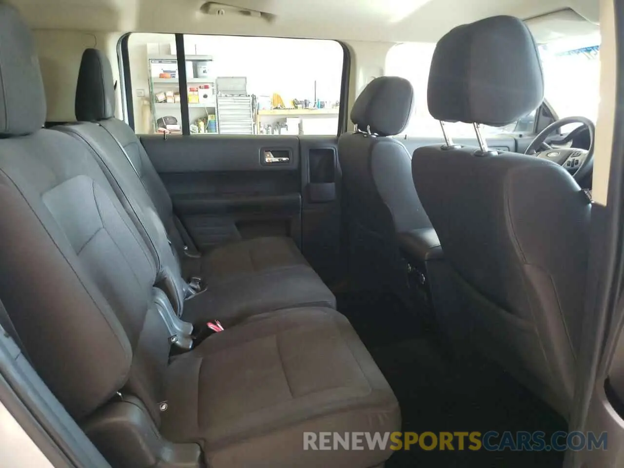 11 Photograph of a damaged car 2FMGK5B81KBA36351 FORD FLEX 2019