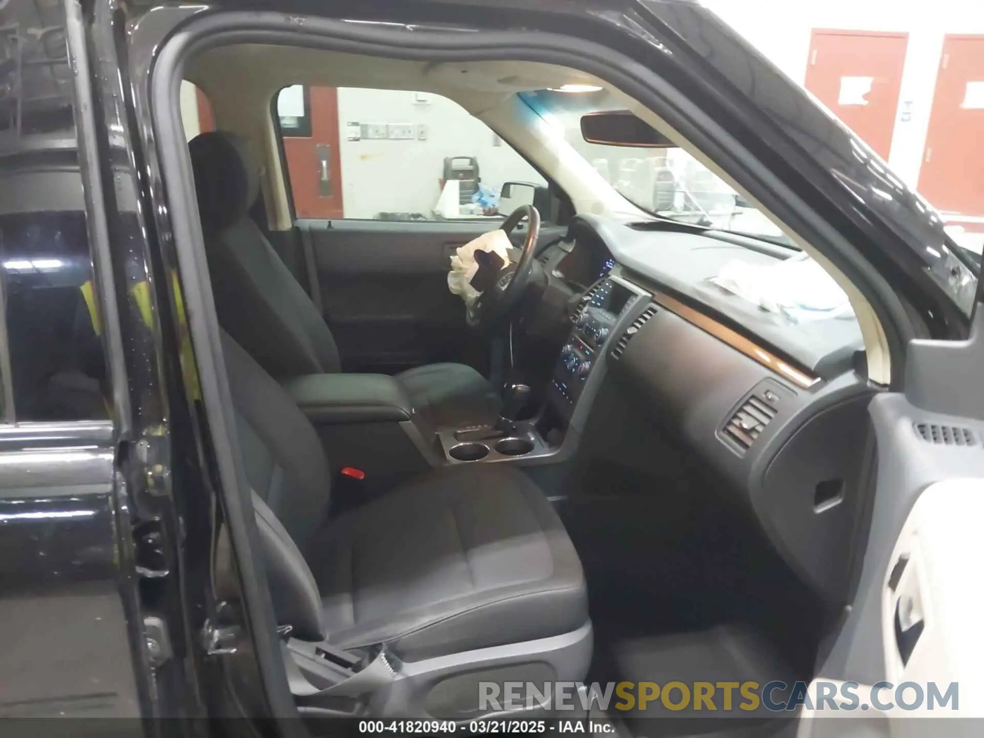 5 Photograph of a damaged car 2FMGK5B84KBA13016 FORD FLEX 2019