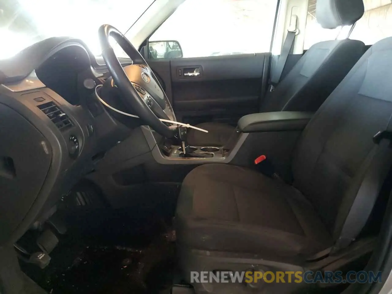 7 Photograph of a damaged car 2FMGK5B84KBA18202 FORD FLEX 2019