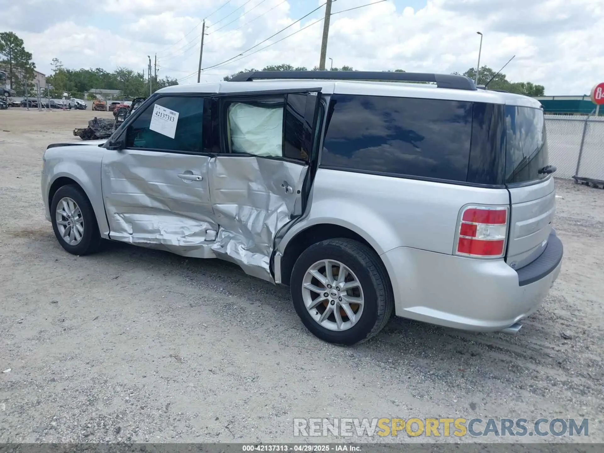 3 Photograph of a damaged car 2FMGK5B85KBA36451 FORD FLEX 2019