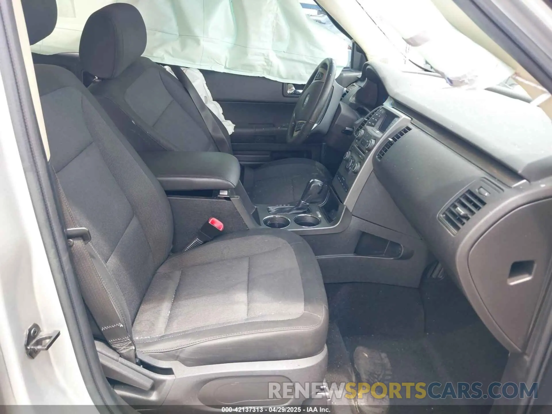 5 Photograph of a damaged car 2FMGK5B85KBA36451 FORD FLEX 2019