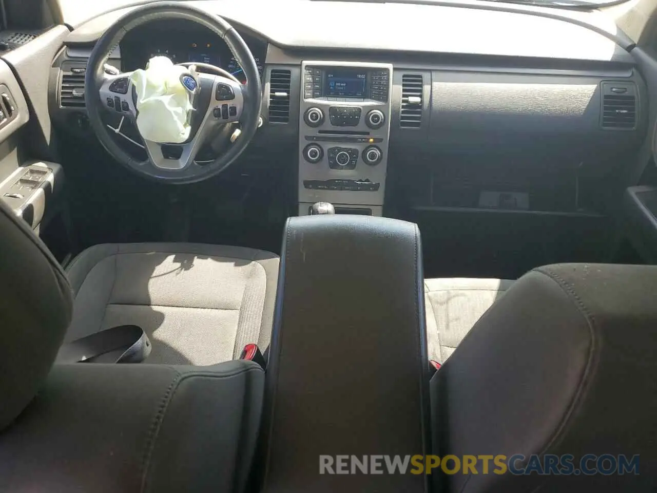 8 Photograph of a damaged car 2FMGK5B88KBA11334 FORD FLEX 2019