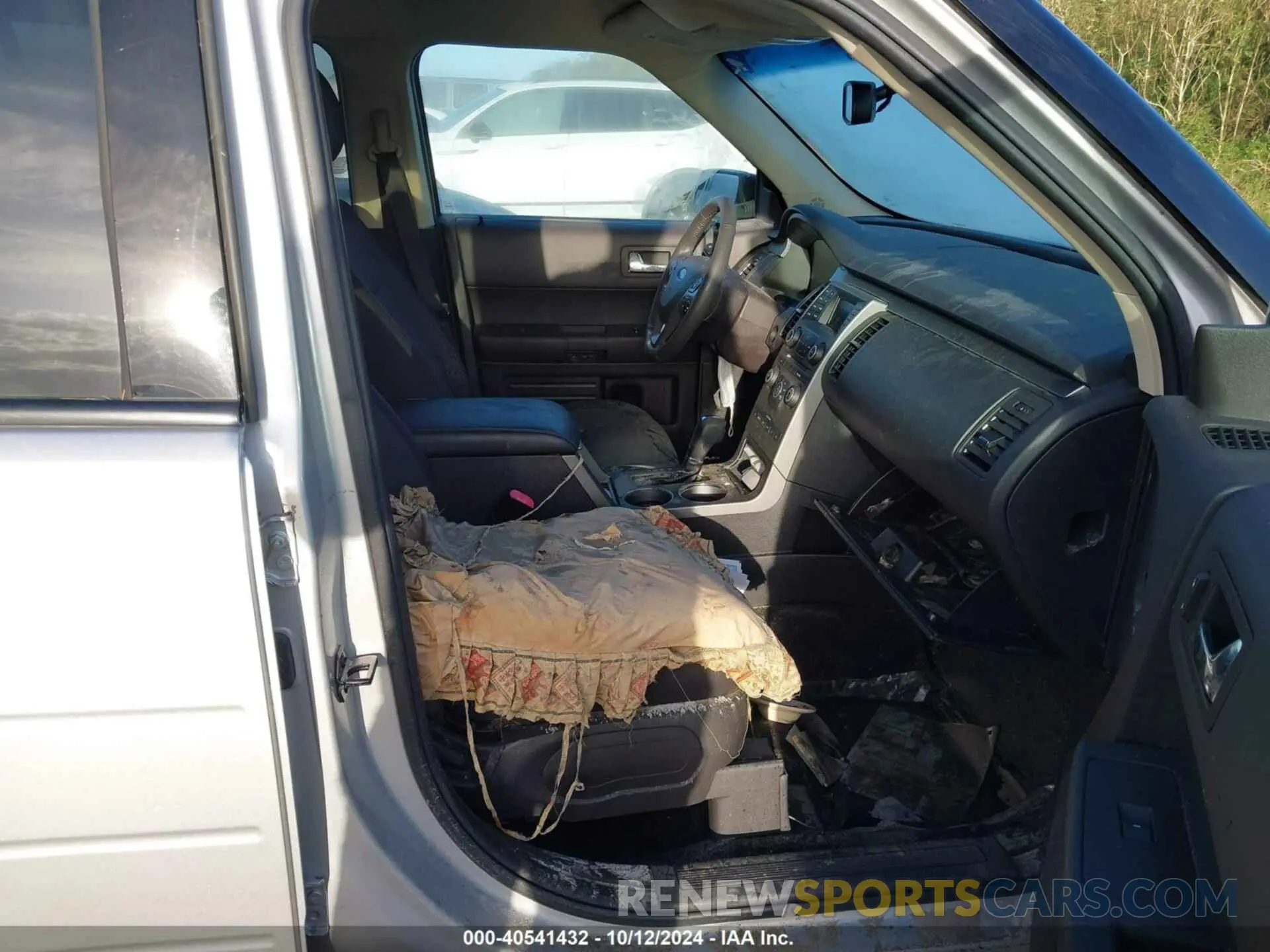 5 Photograph of a damaged car 2FMGK5B88KBA24133 FORD FLEX 2019