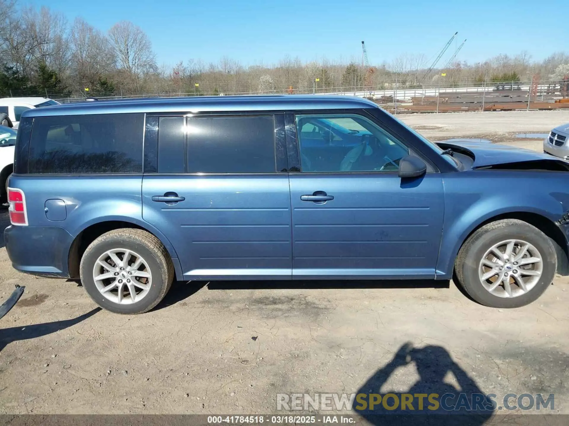 13 Photograph of a damaged car 2FMGK5B8XKBA16986 FORD FLEX 2019