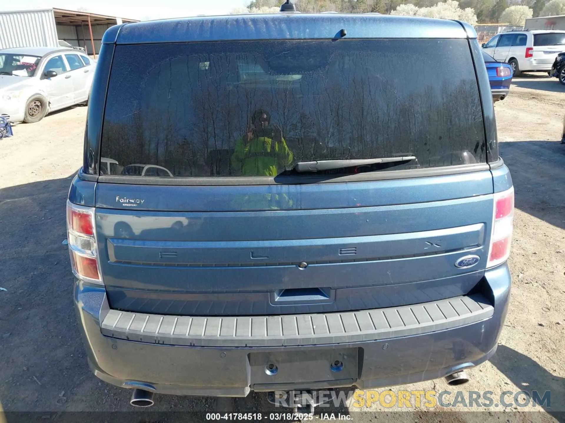 16 Photograph of a damaged car 2FMGK5B8XKBA16986 FORD FLEX 2019