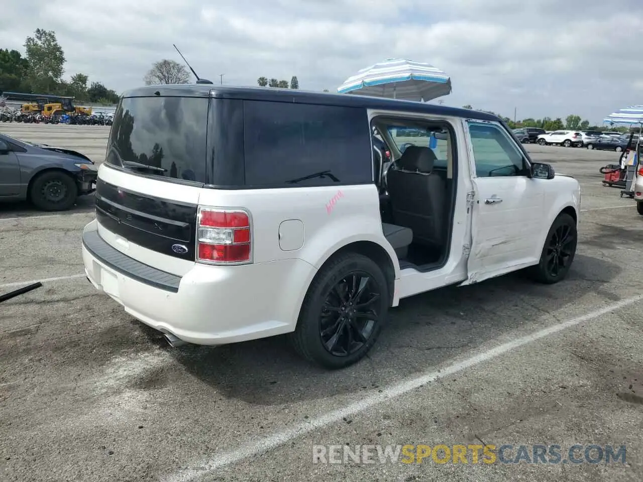 3 Photograph of a damaged car 2FMGK5C81KBA39376 FORD FLEX 2019