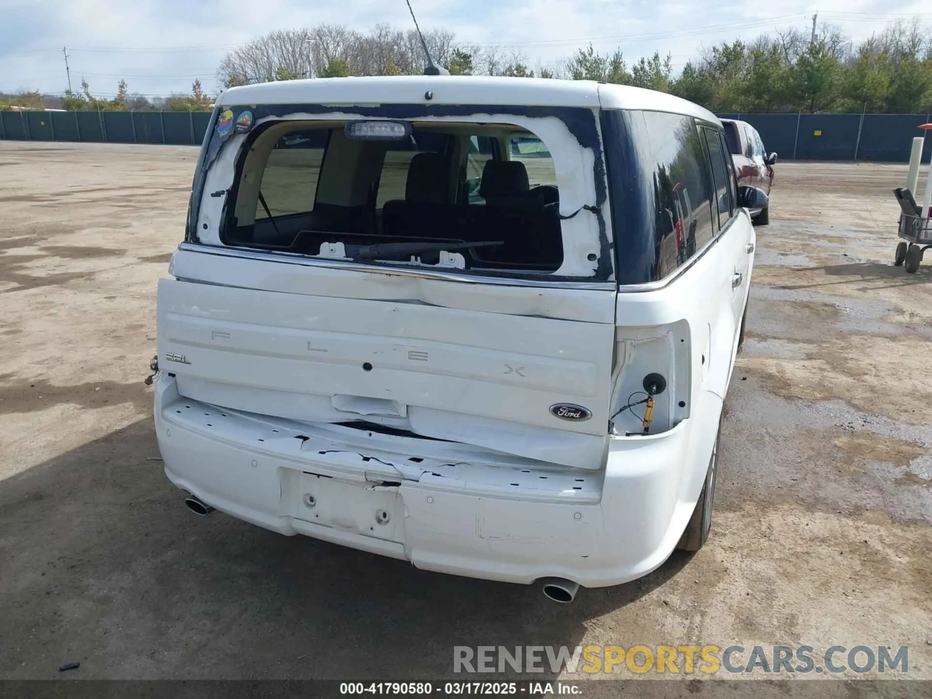 4 Photograph of a damaged car 2FMGK5C82KBA28953 FORD FLEX 2019