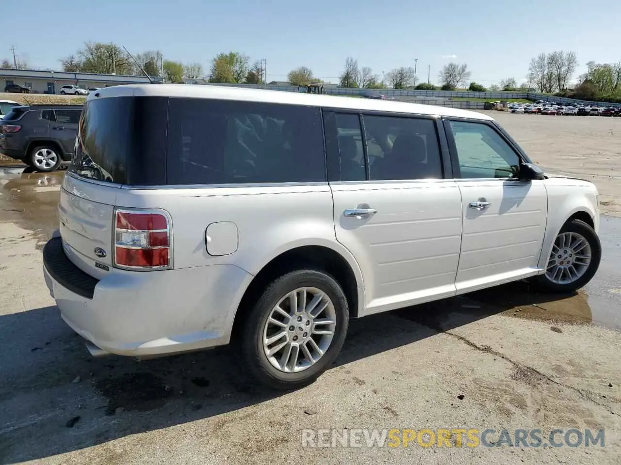 3 Photograph of a damaged car 2FMGK5C83KBA01423 FORD FLEX 2019
