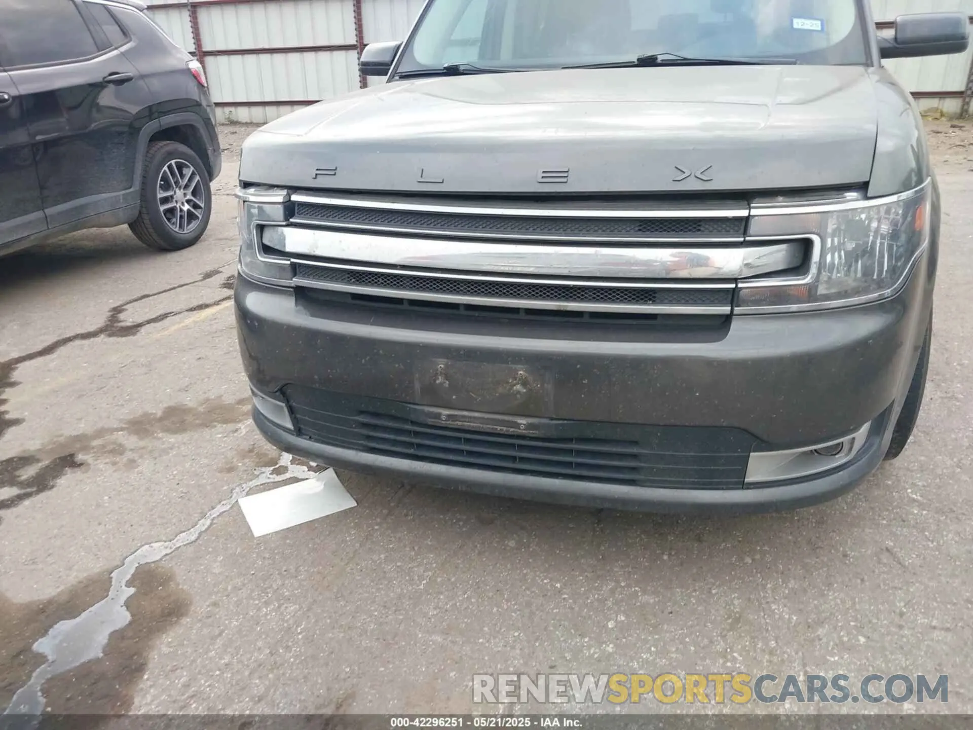 12 Photograph of a damaged car 2FMGK5C83KBA09974 FORD FLEX 2019