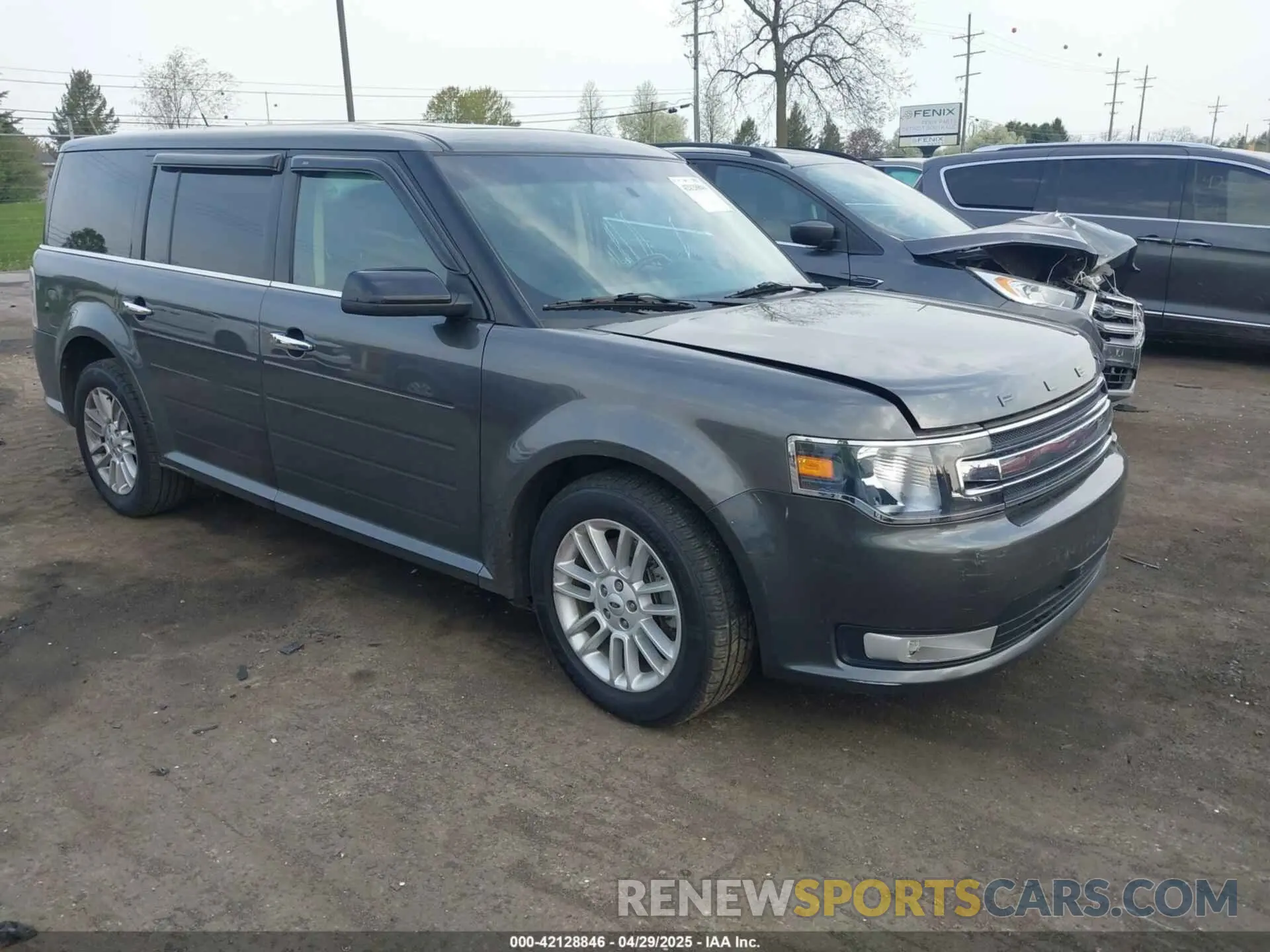 1 Photograph of a damaged car 2FMGK5C84KBA00572 FORD FLEX 2019