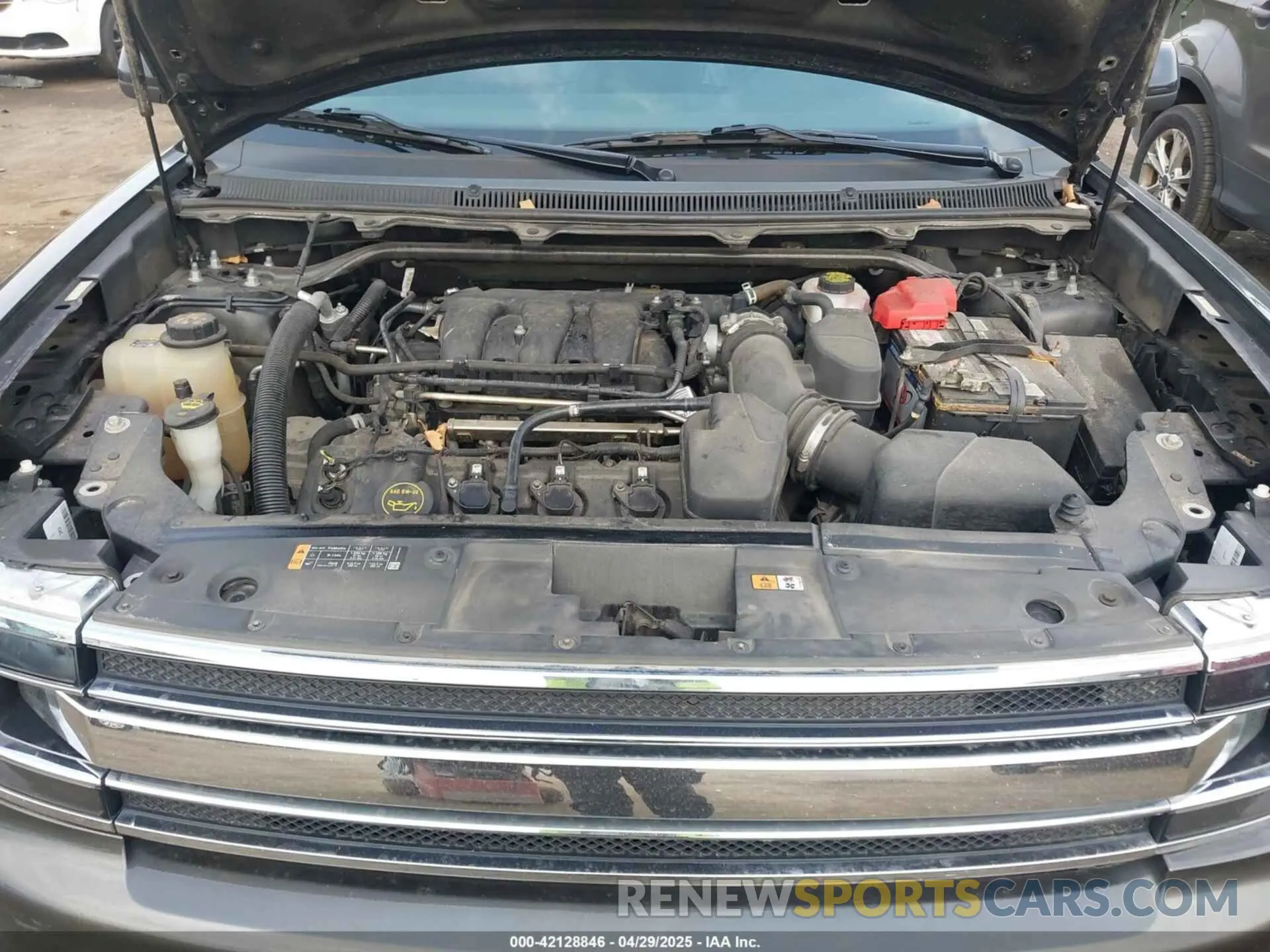10 Photograph of a damaged car 2FMGK5C84KBA00572 FORD FLEX 2019
