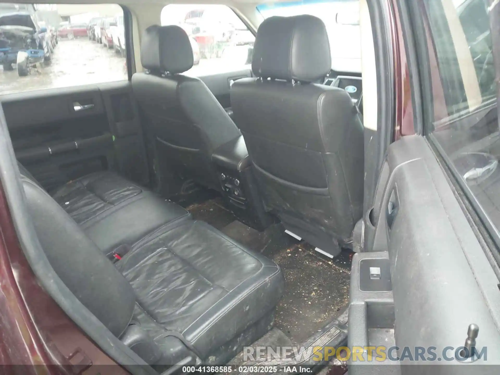 8 Photograph of a damaged car 2FMGK5C85KBA02928 FORD FLEX 2019