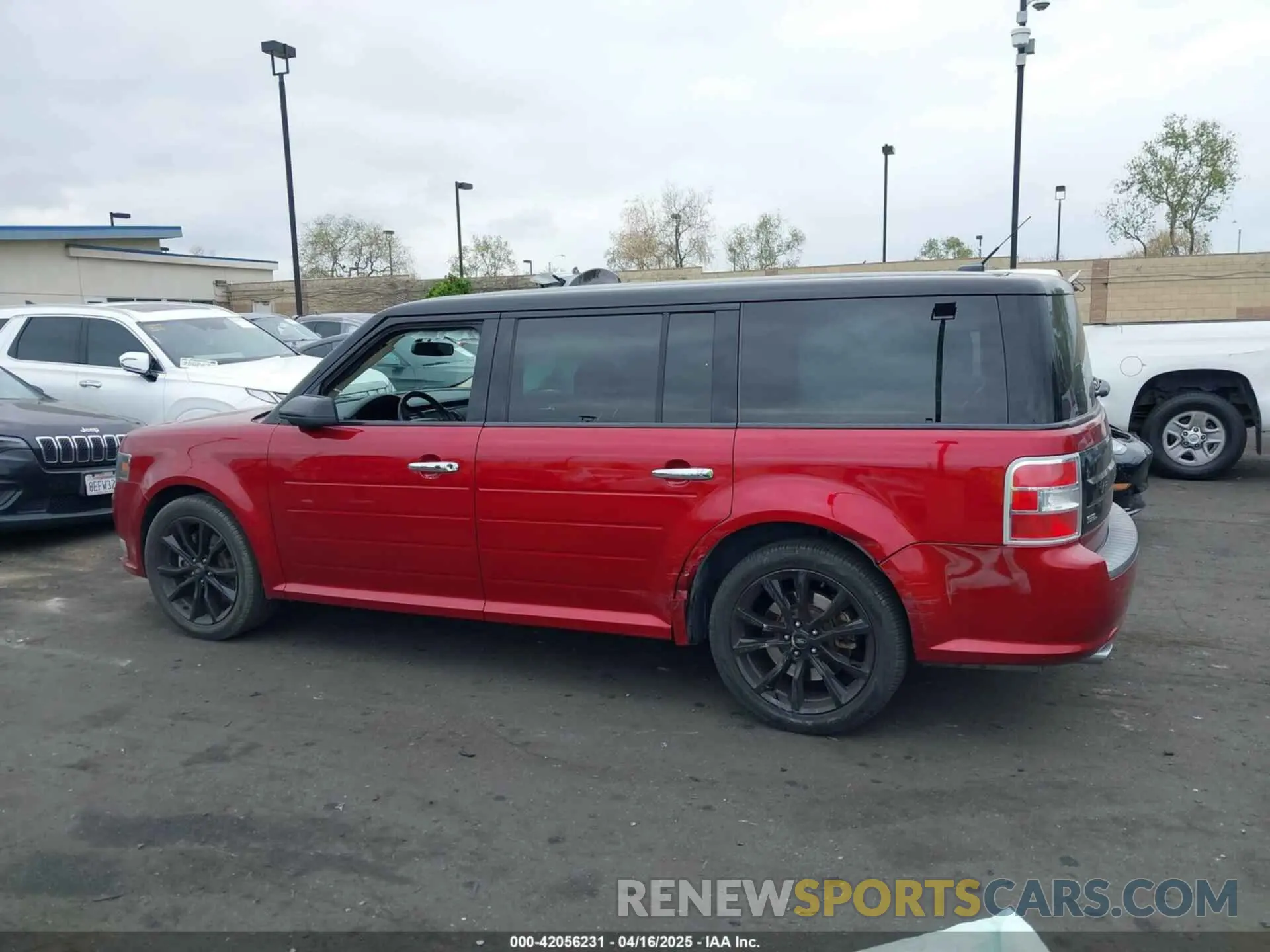 14 Photograph of a damaged car 2FMGK5C86KBA07992 FORD FLEX 2019