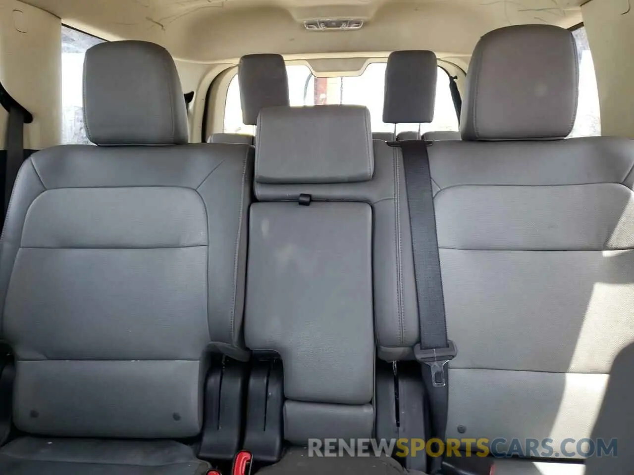 10 Photograph of a damaged car 2FMGK5C87KBA02980 FORD FLEX 2019
