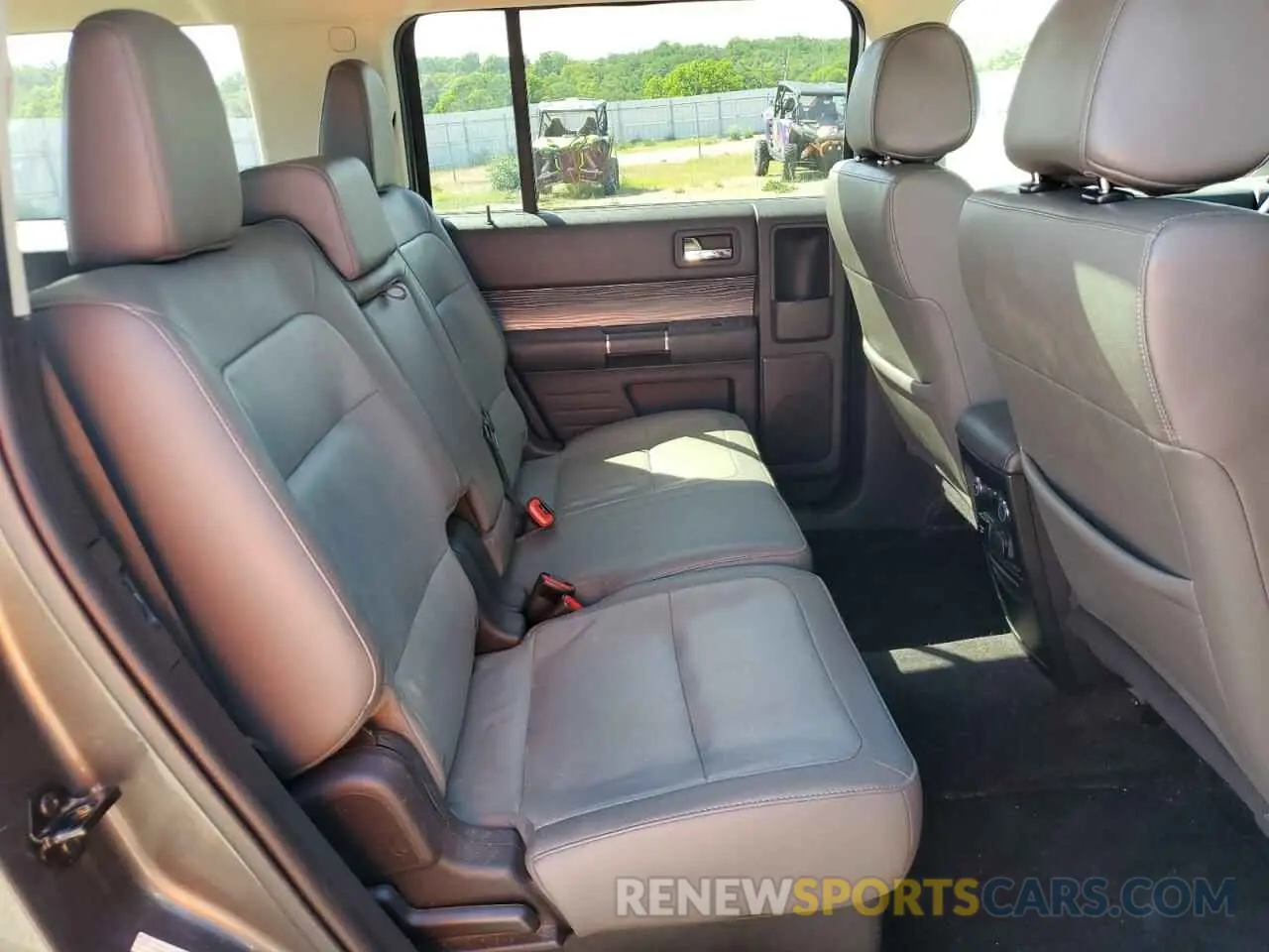 11 Photograph of a damaged car 2FMGK5C87KBA09492 FORD FLEX 2019