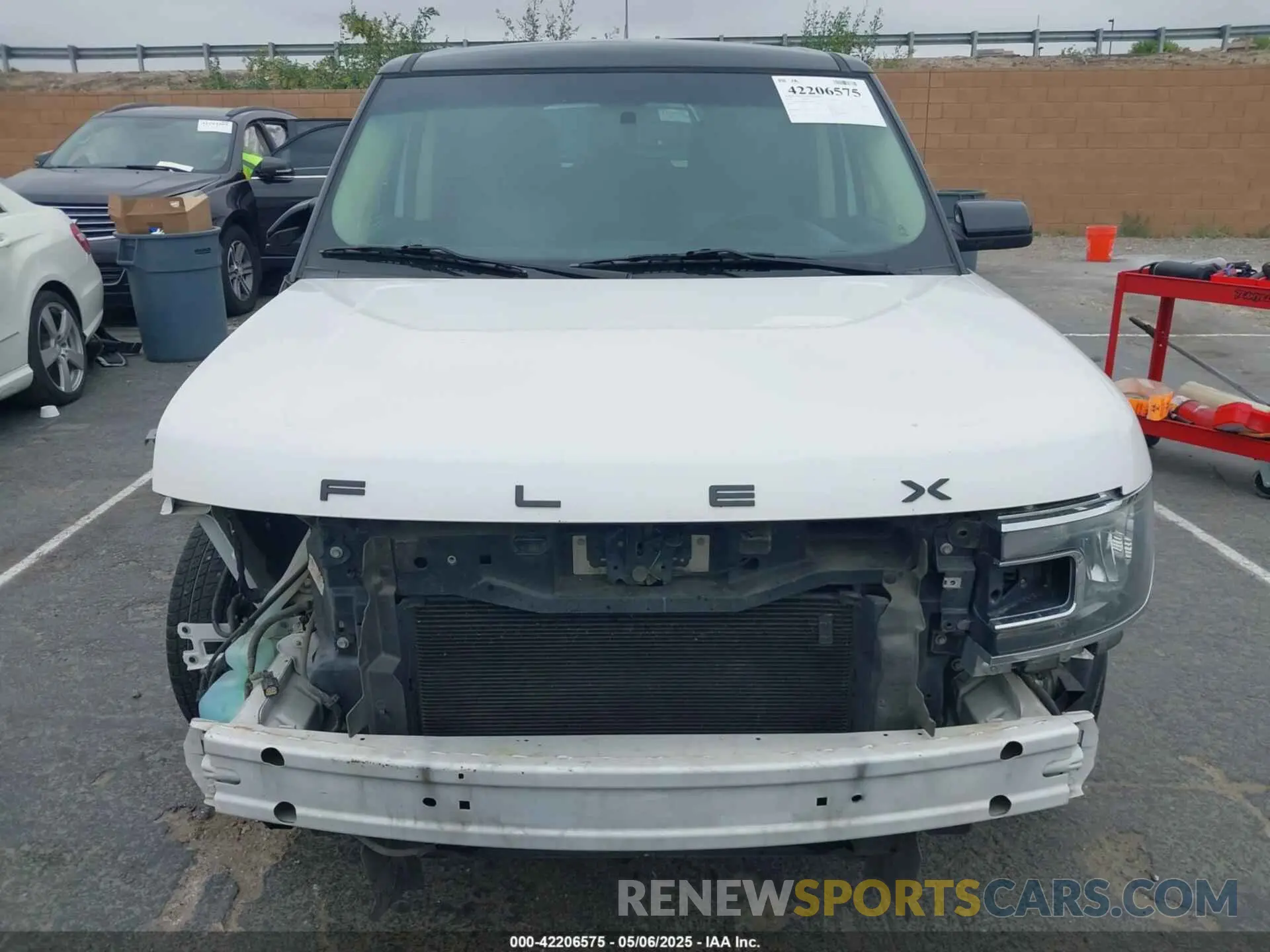13 Photograph of a damaged car 2FMGK5C88KBA03099 FORD FLEX 2019