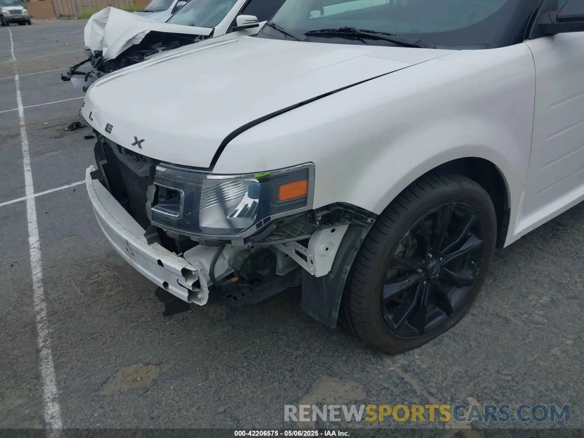 6 Photograph of a damaged car 2FMGK5C88KBA03099 FORD FLEX 2019