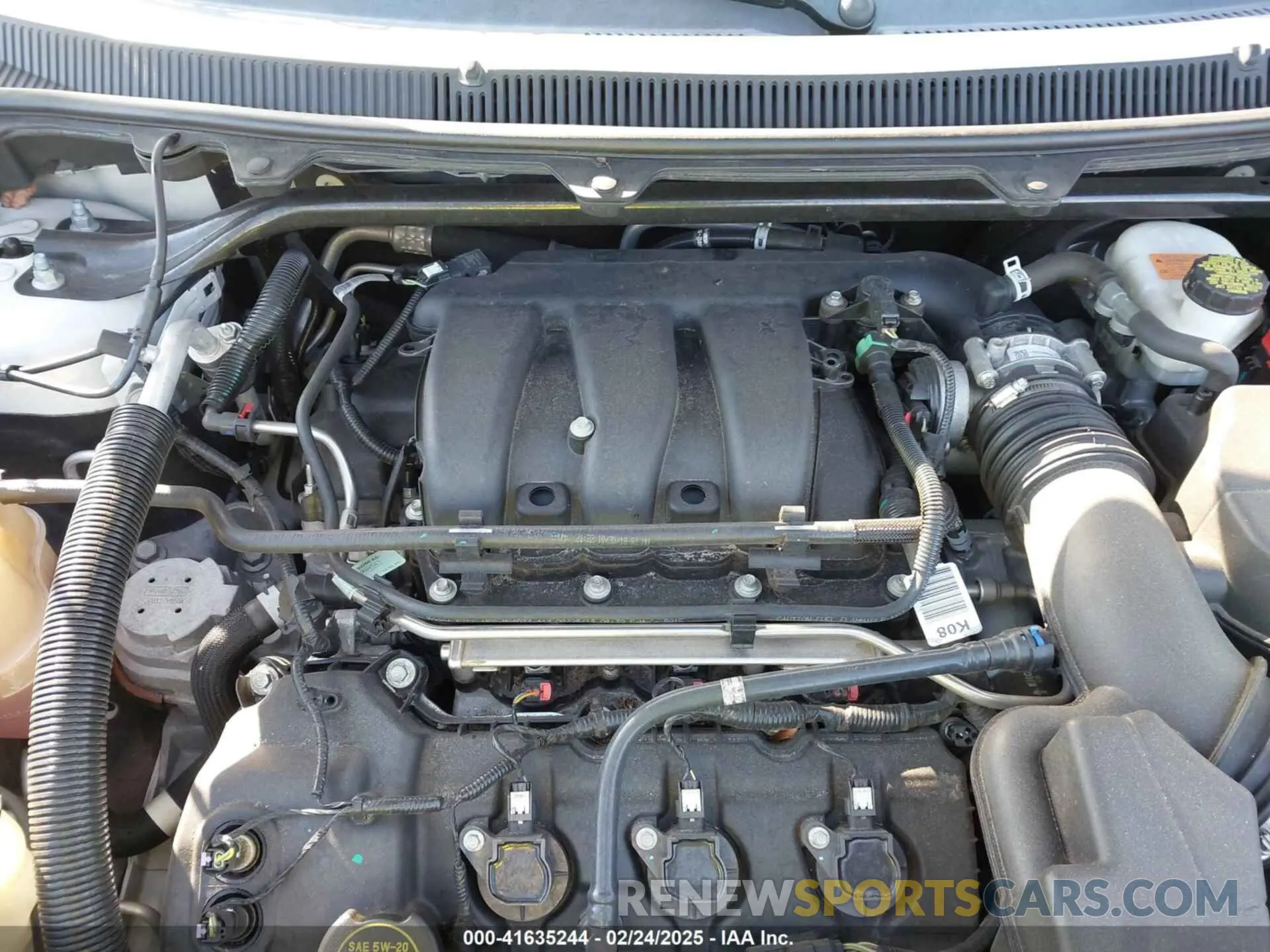 10 Photograph of a damaged car 2FMGK5C88KBA10375 FORD FLEX 2019