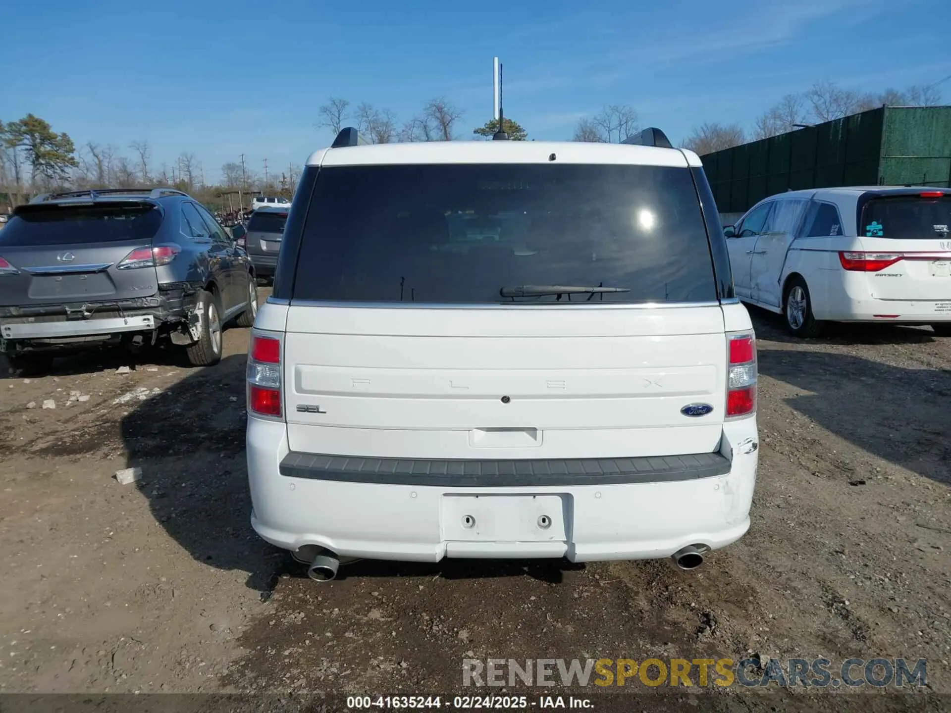 16 Photograph of a damaged car 2FMGK5C88KBA10375 FORD FLEX 2019