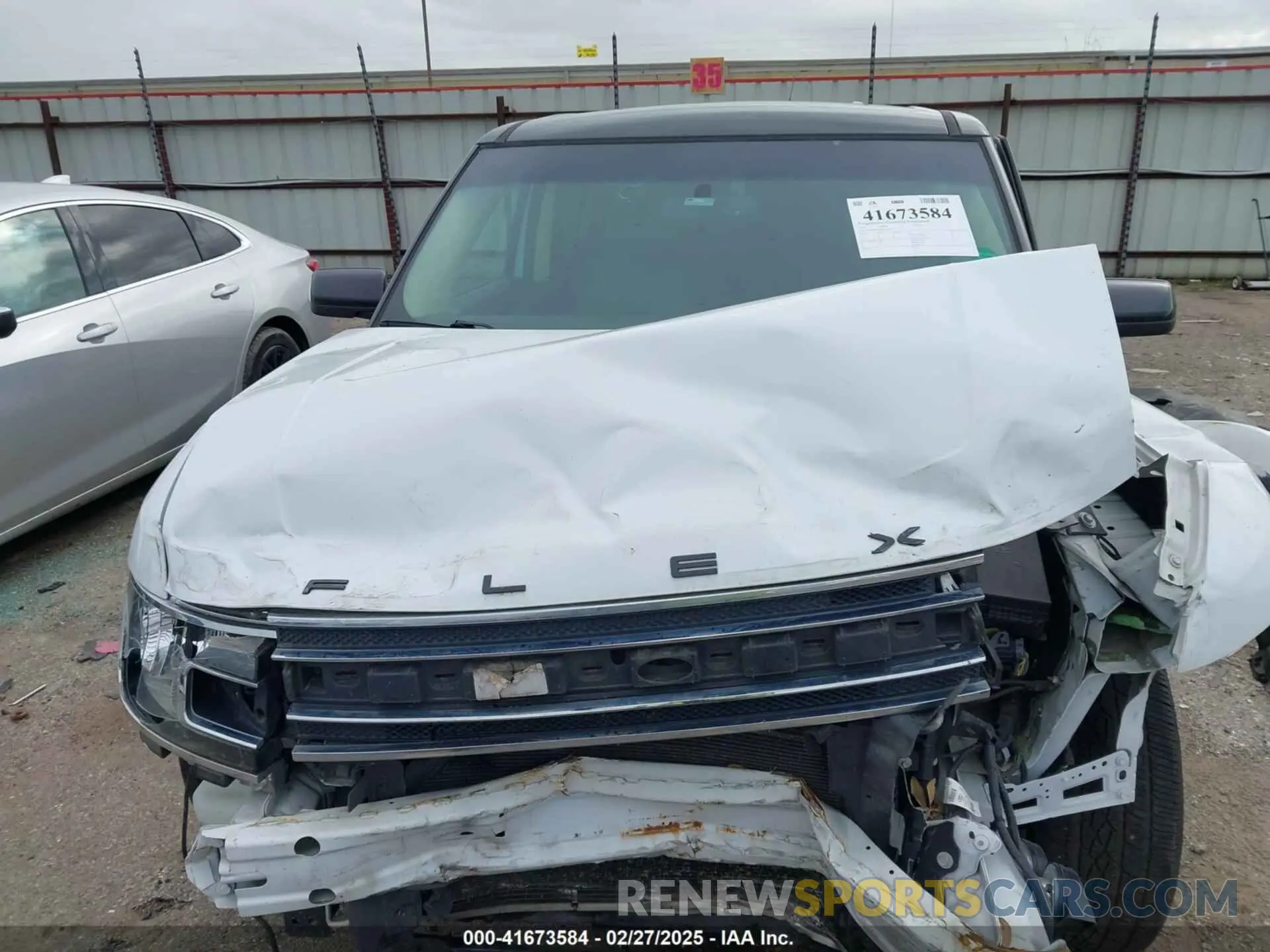10 Photograph of a damaged car 2FMGK5C89KBA31963 FORD FLEX 2019